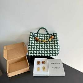 Picture of Bottega Veneta Handbags _SKUfw217279881fw